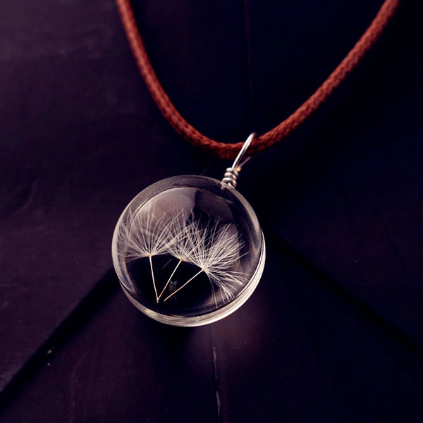 ожерелье с одуванчиком