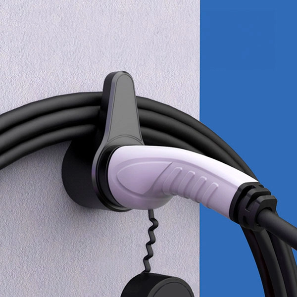 настенный держатель для зарядки автомобиля