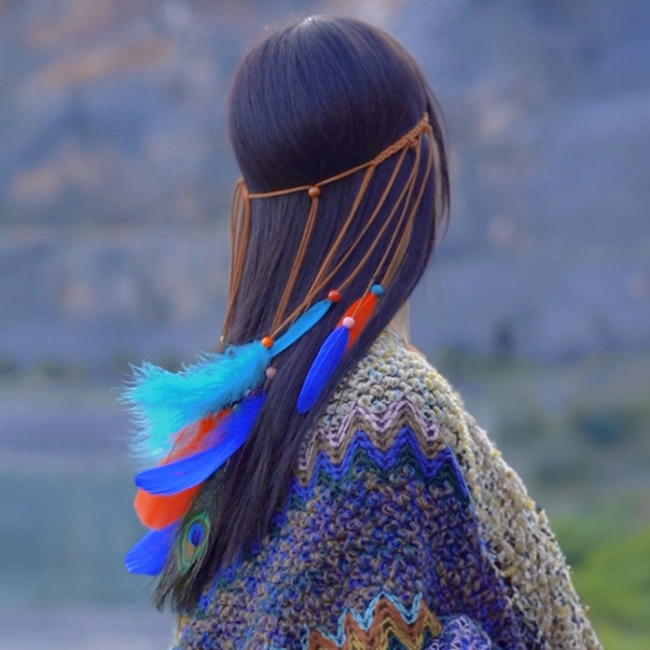 украшение для волос с перьями