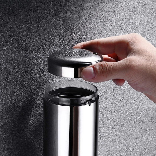 дозатор для рідкого мила на стіну