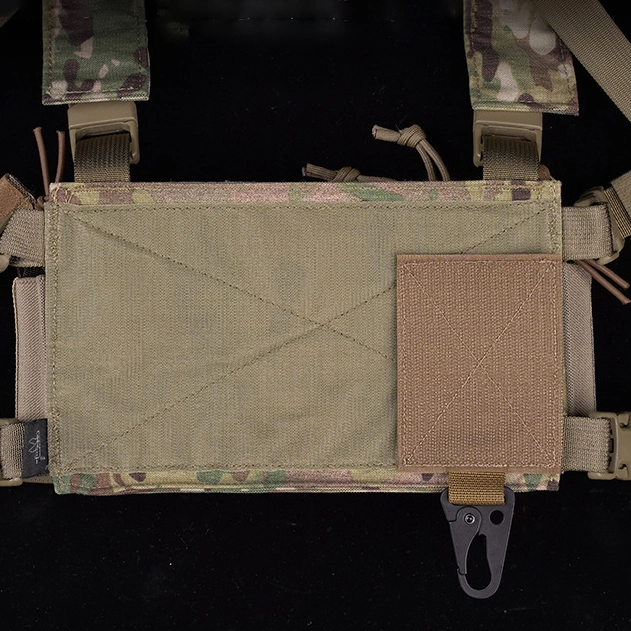 карабин на липучке