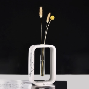 ваза под цветы