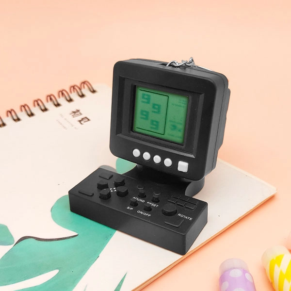 маленький брелок тетріс