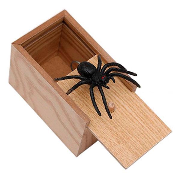 коробка сюрприз павук