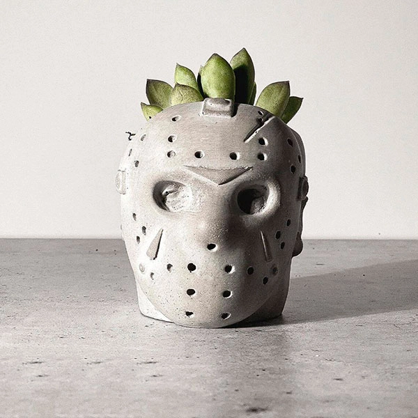 горшок для цветов Пятница 13-е