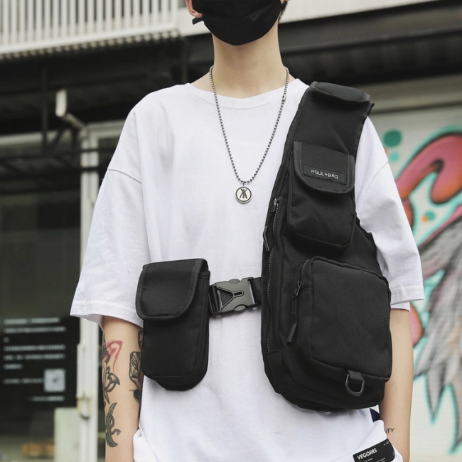 нагрудна чоловіча сумка