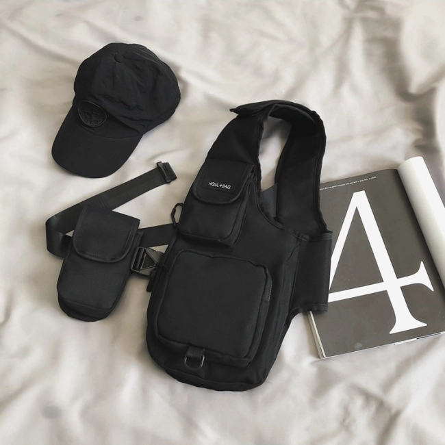 нагрудна чоловіча сумка