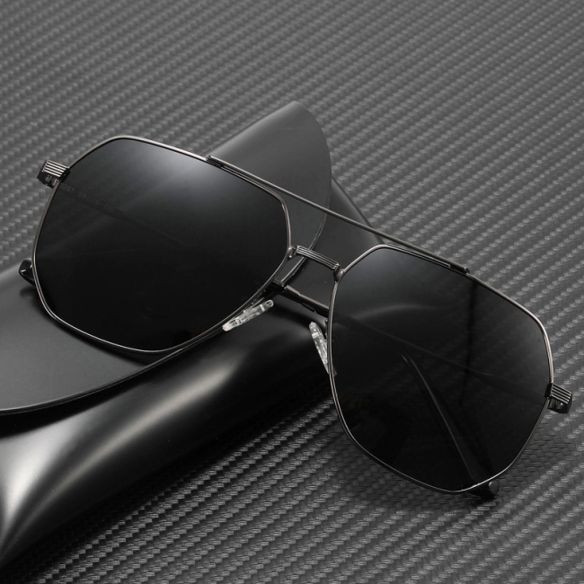 очки для парней солнцезащитные