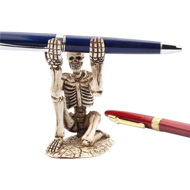 держатель в виде скелета для ручки