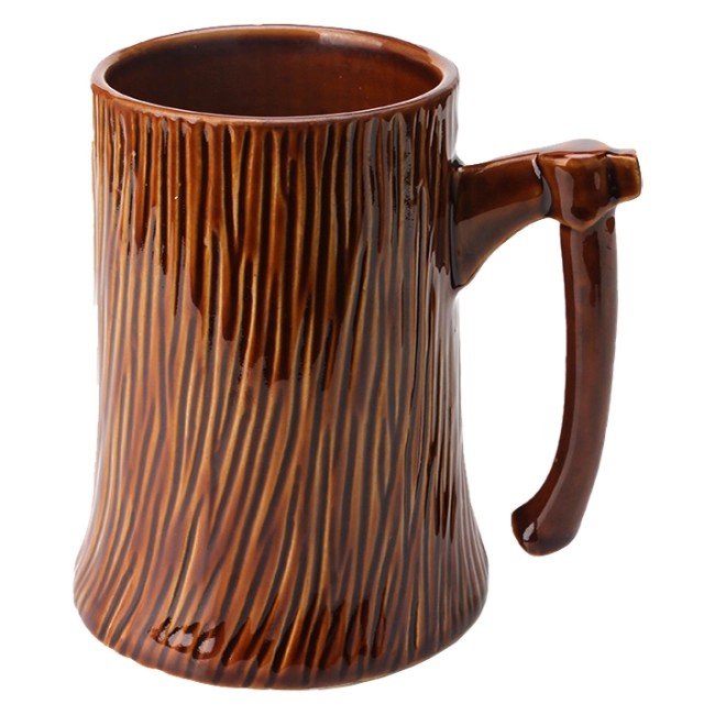 кухоль з ручкою з сокирою