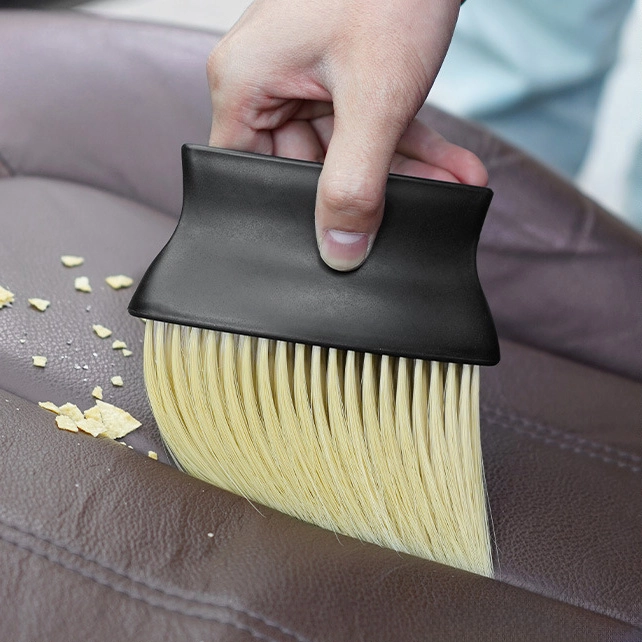 щетка для уборки салона машины