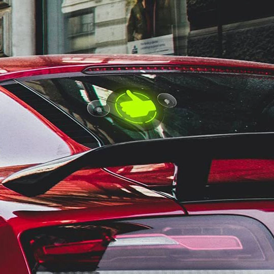 палець вгору знак для машини