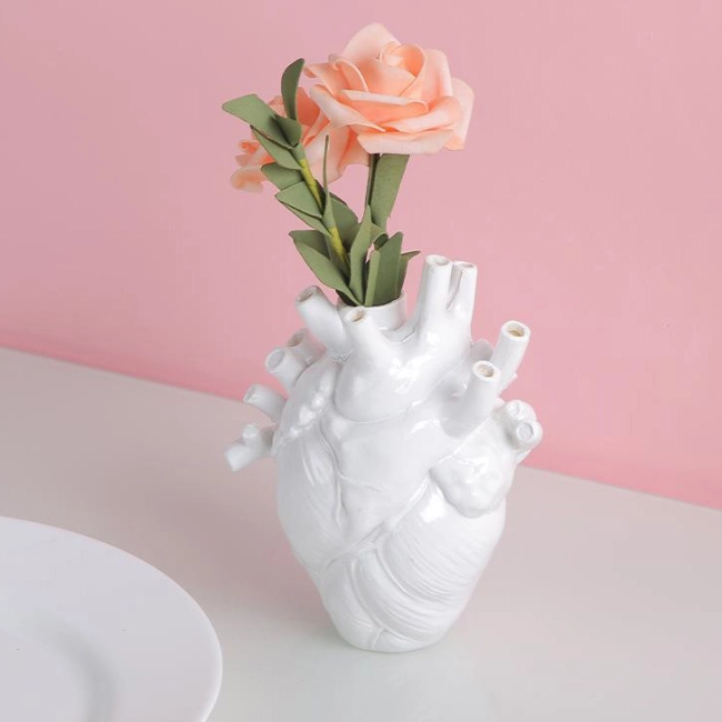 купити вазу у вигляді серця