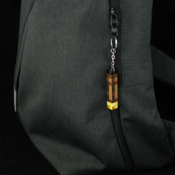 светящийся брелок майнкрафт