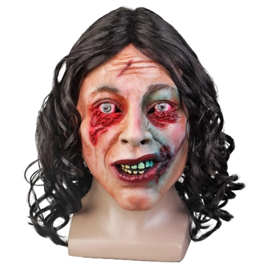 Страшная маска девушки