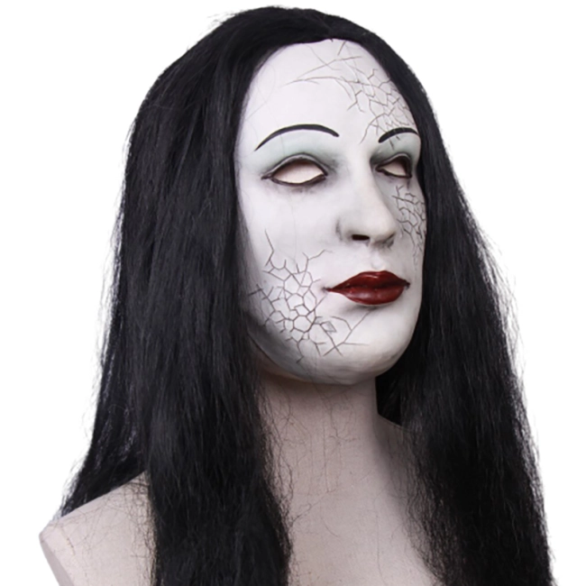 маска привид на обличчя