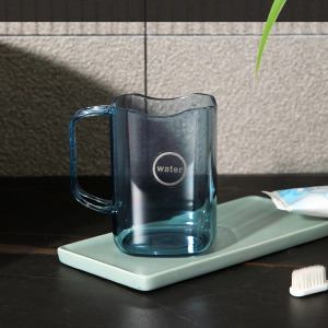 Стакан для ванной комнаты