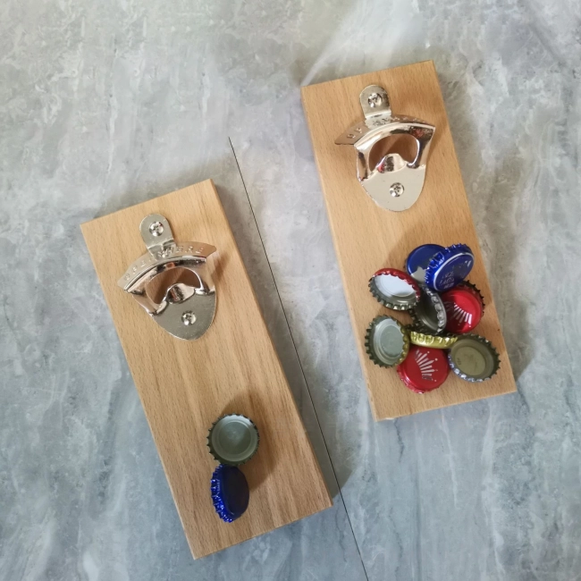 настінна відкривачка для пива