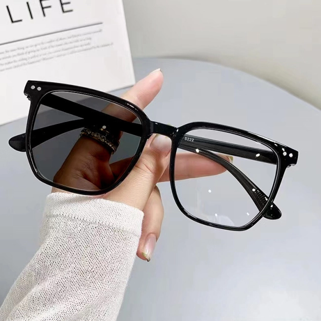 окуляри хамелеони для комп'ютера