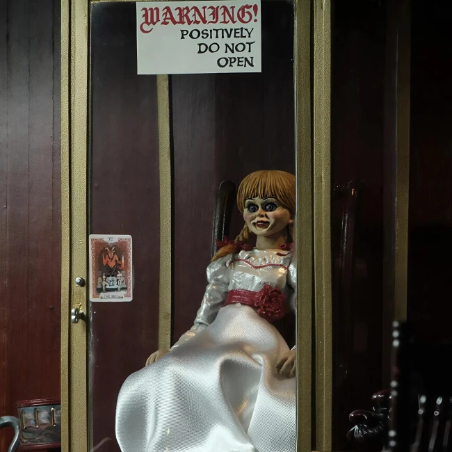 Фігурка Аннабель