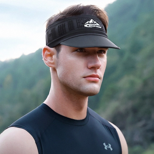 Теннисная кепка