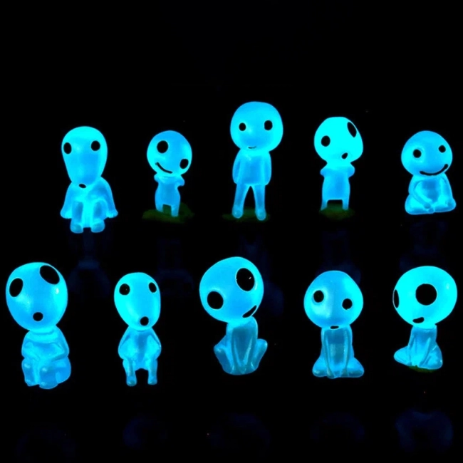 Набор фигурок светящихся в темноте