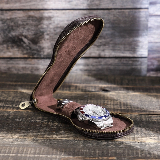 чохол для годинника на руку