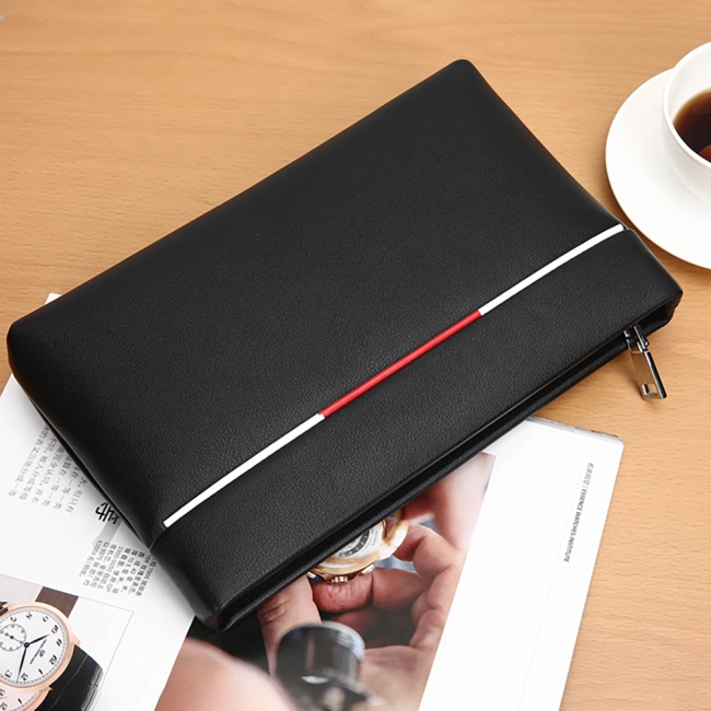 вместительный мужской клатч