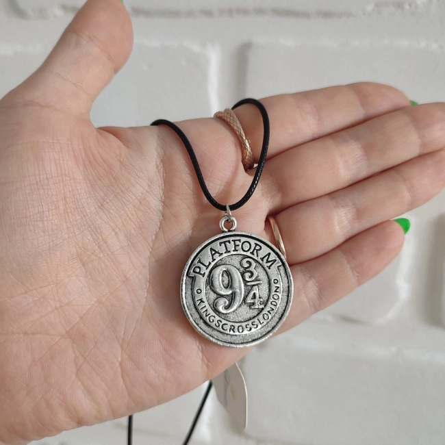 Кулон с Гарри Поттера