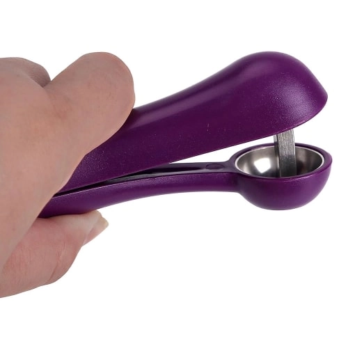 устройство для удаления косточек из вишни