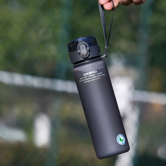 многоразовая бутылка для воды