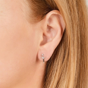 Серьга гвоздик