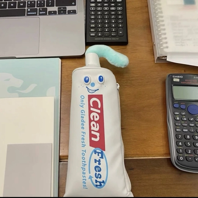 Пенал под канцелярию