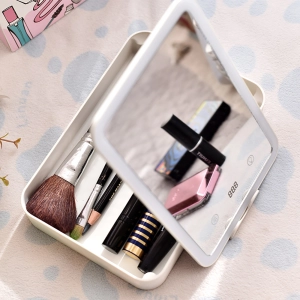 Складане дзеркало з підсвіткою для косметики дзеркало з підсвіткою для косметики