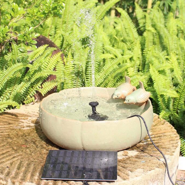 Садовий фонтан на сонячній батареї