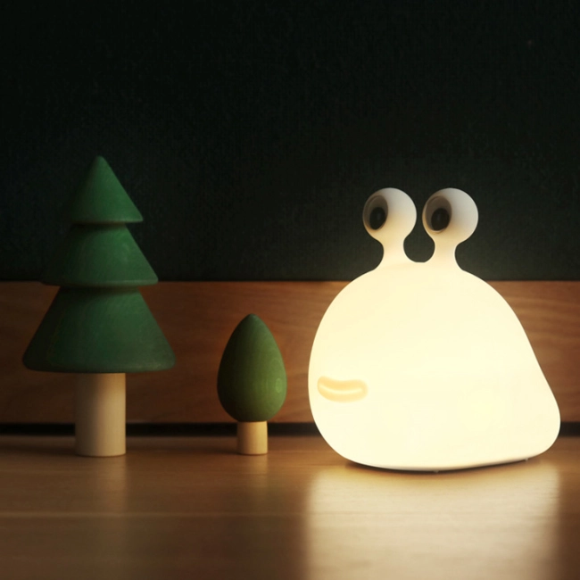 Нічник равлик