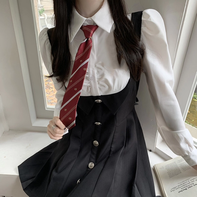 Краватка смугаста