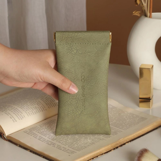 защитный чехол для очков