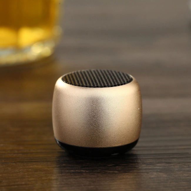 Мини блютуз колонка