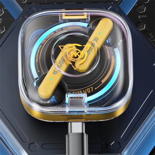 Навушники з шумозаглушенням в кейсі