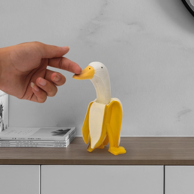 статуэтка утка банан