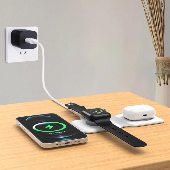 беспроводная зарядка на 3 устройства