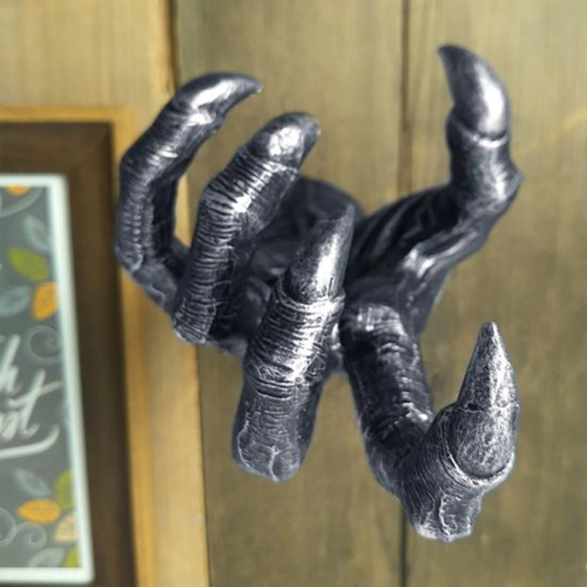 рука демона для прикрас