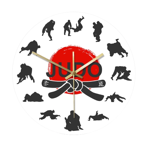 Круглые часы на стену