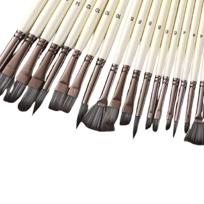 кисти для рисования в чехле