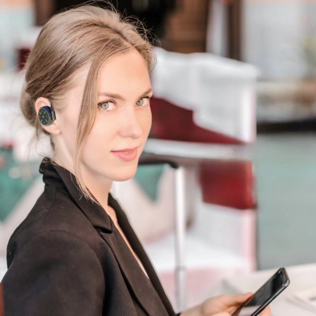 навушники з кріпленням-гачком