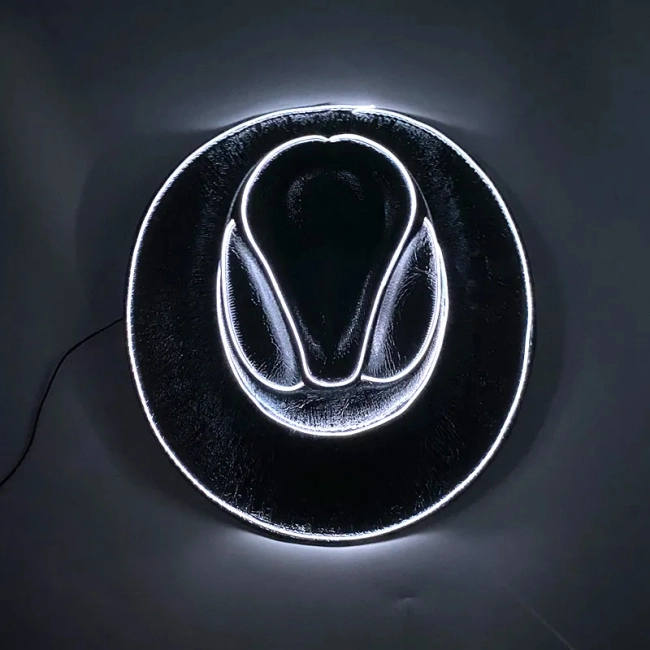 шляпа с подсветкой