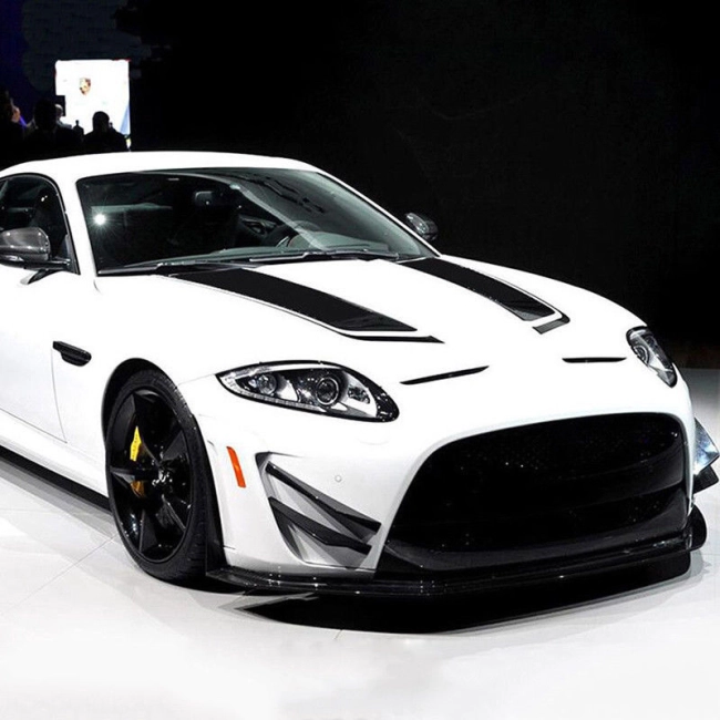 наклейка на капот полосы