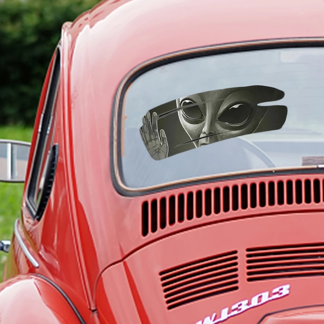 Наклейка на авто инопланетянин