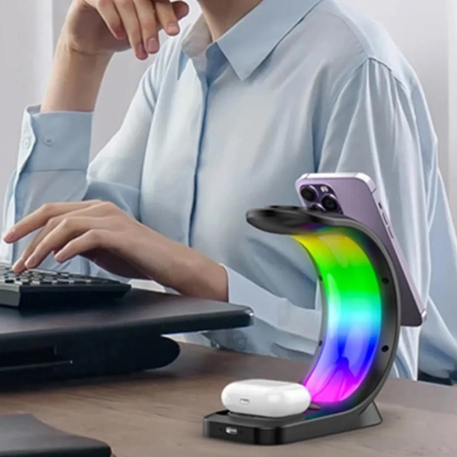 Бездротова зарядка з підсвічуванням 3 В 1